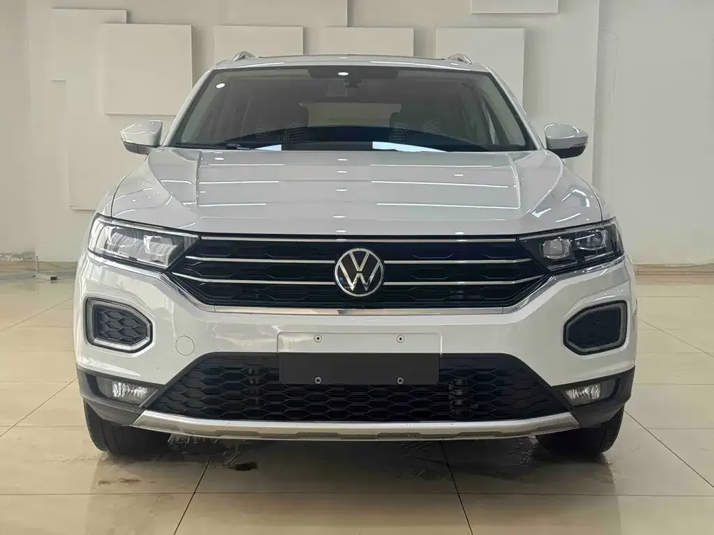 Volkswagen T-Roc — фото 2