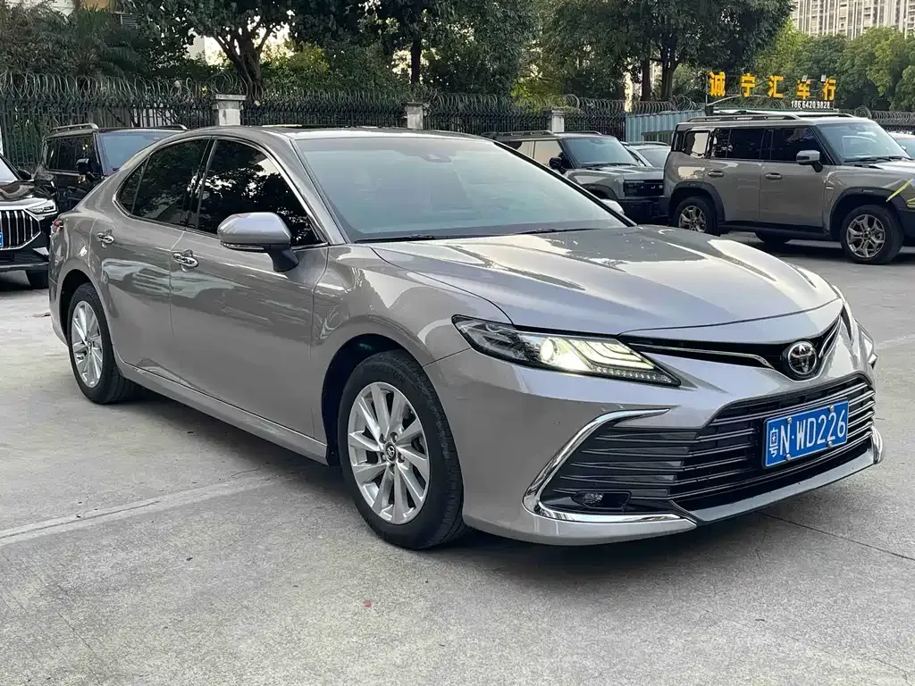 Toyota Camry 2022 из CN, фото 9