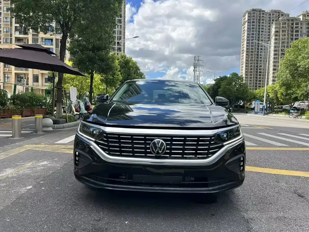 Volkswagen Passat — фото 5