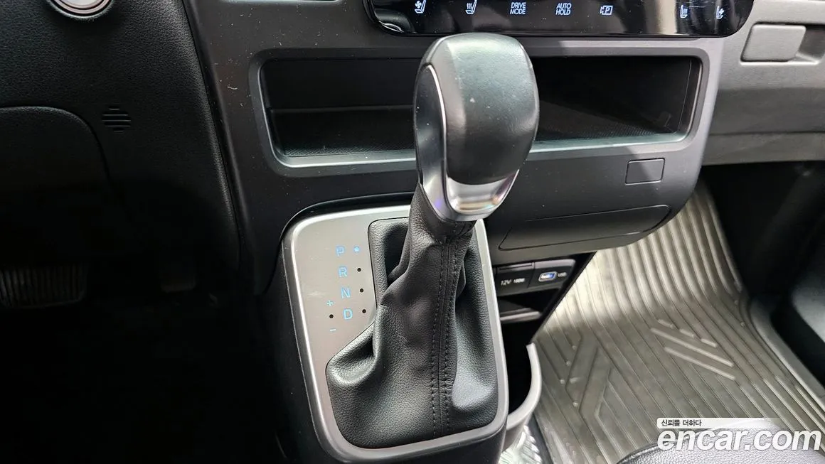 Hyundai Staria — фото 9