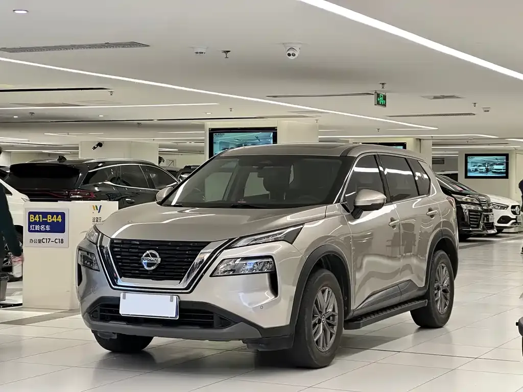 Nissan X-Trail 2022 из CN, фото 1