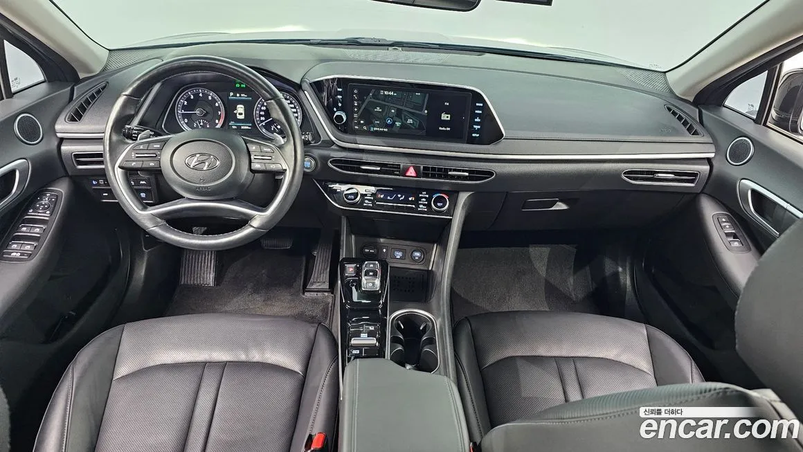 Hyundai Sonata 2023 из KR, фото 2