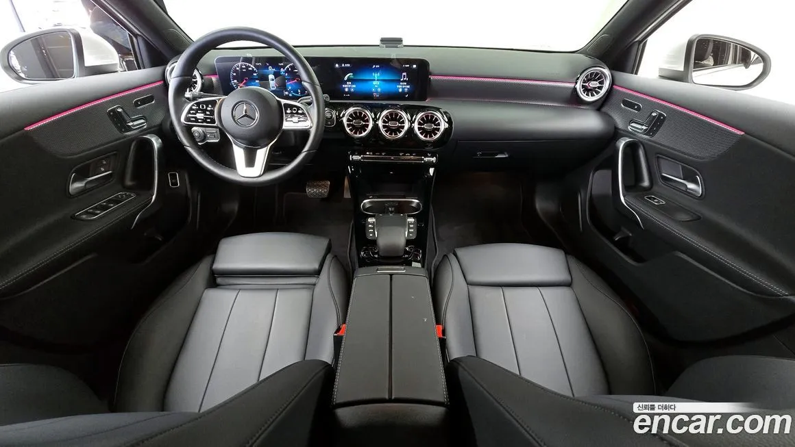 Mercedes-Benz A-Class — фото 10