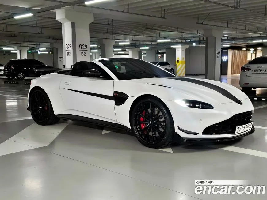 Aston Martin Vantage — фото 4