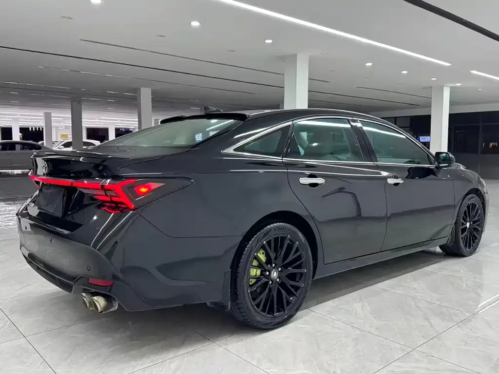 Toyota Avalon 2022 из CN, фото 9