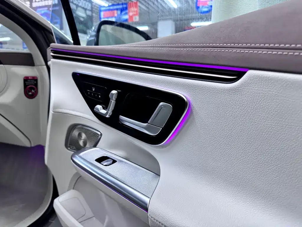 Mercedes-Benz EQE 2023 из CN, фото 3