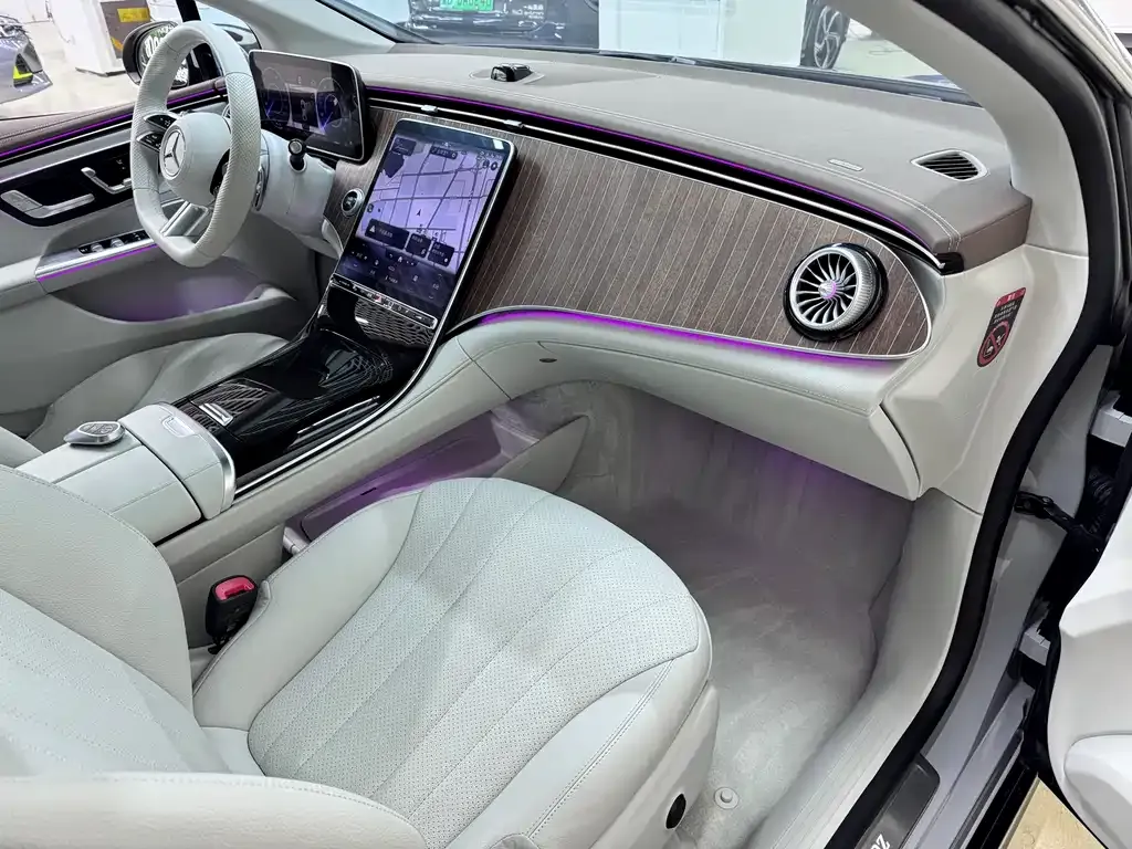 Mercedes-Benz EQE 2023 из CN, фото 10
