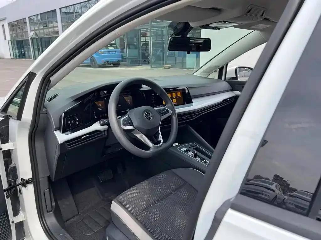 Volkswagen Golf 2021 из CN, фото 6