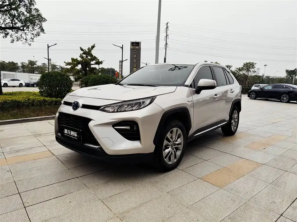 Toyota Wildlander 2022 из CN, фото 1