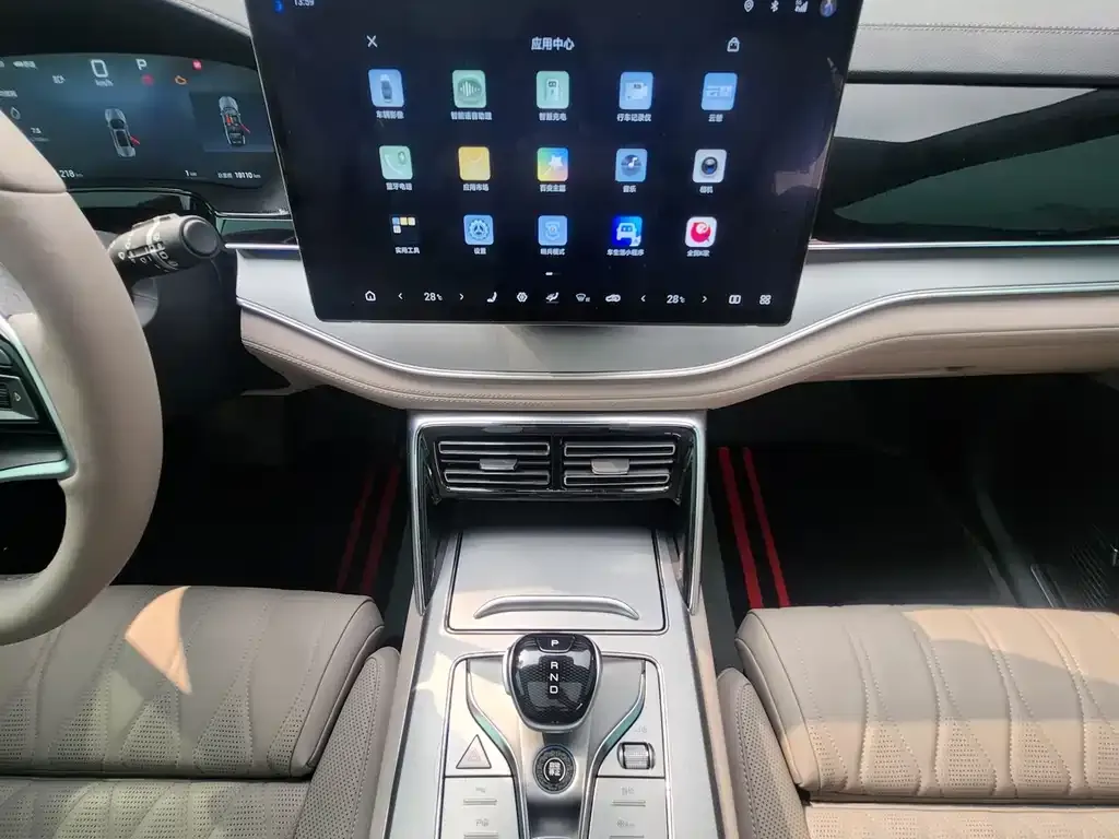 BYD Tang New Energy 2025 из CN, фото 8