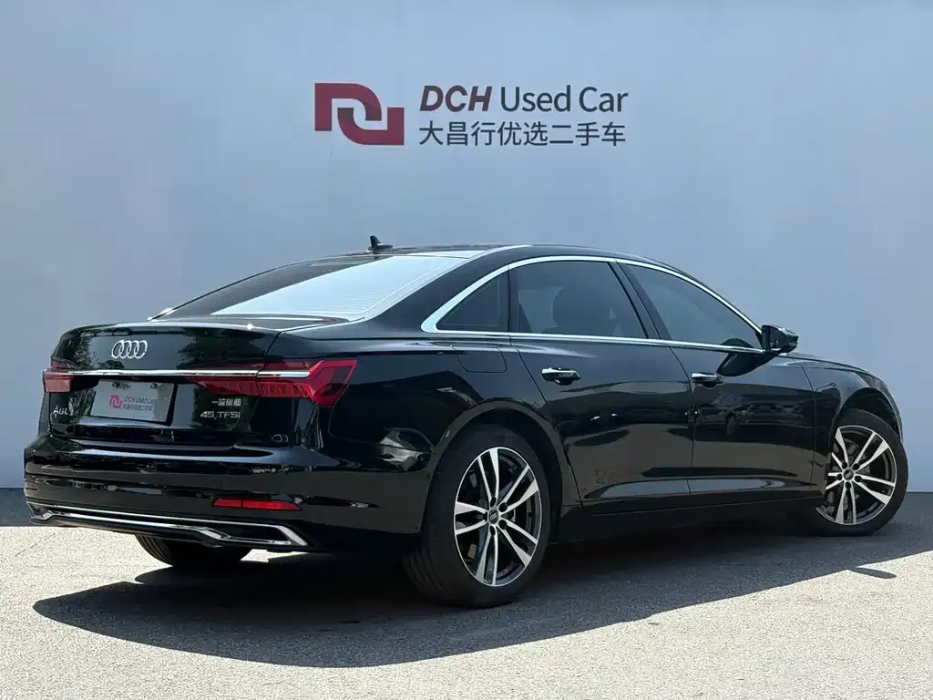 Audi A6L 2023 из CN, фото 10