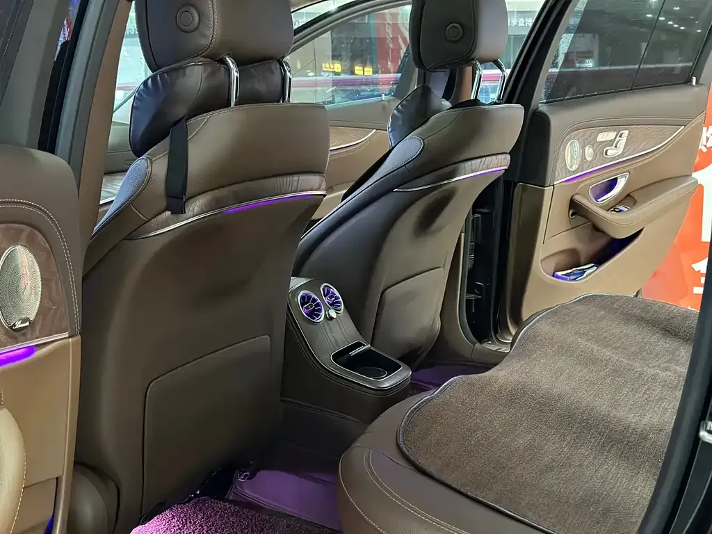 Mercedes-Benz E-Class 2022 из CN, фото 10