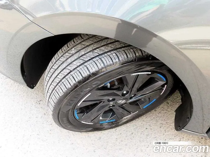 Hyundai AVANTE — фото 10