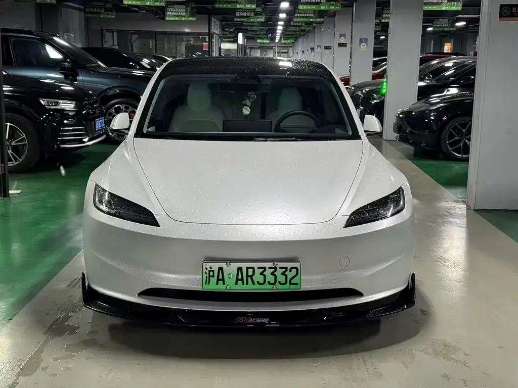 Tesla Model 3 — фото 8