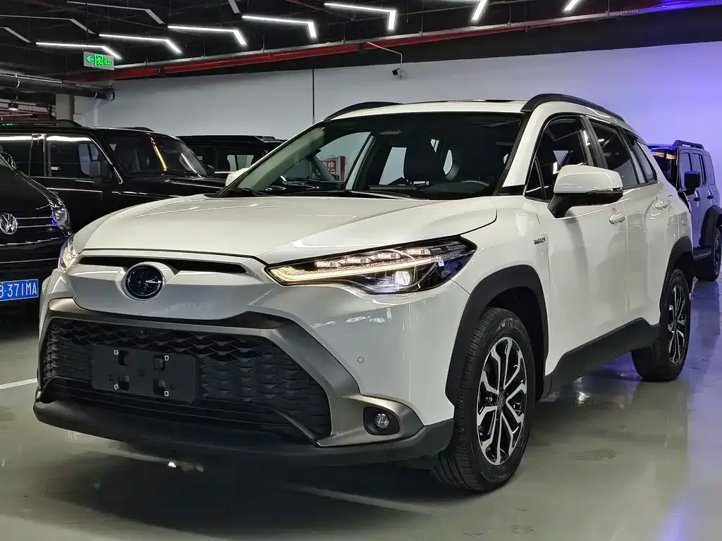 Toyota Frontlander 2023 из CN, фото 1