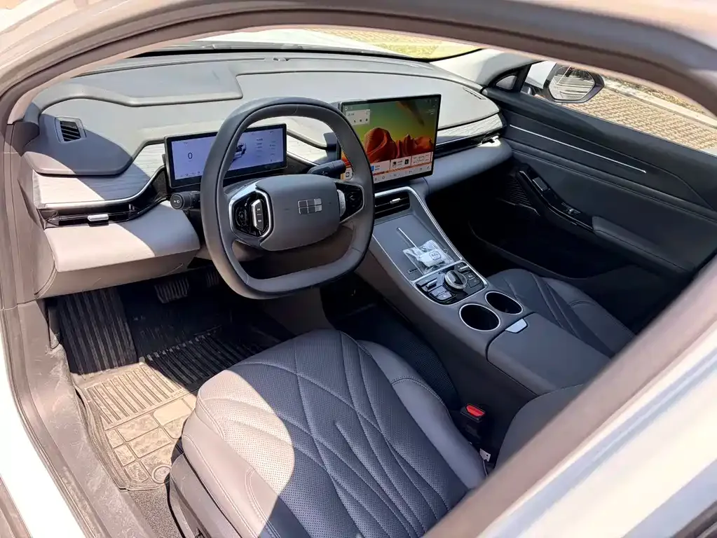 Geely Galaxy L6 — фото 7