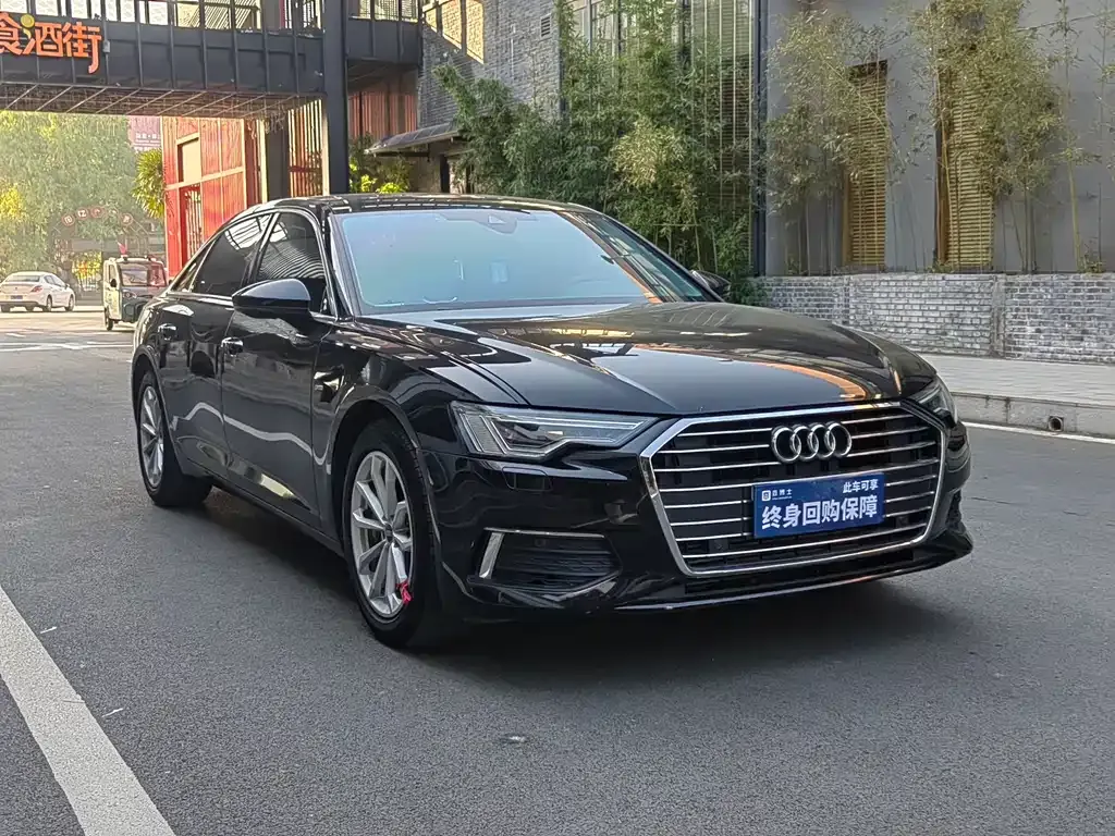 Audi A6L — фото 9