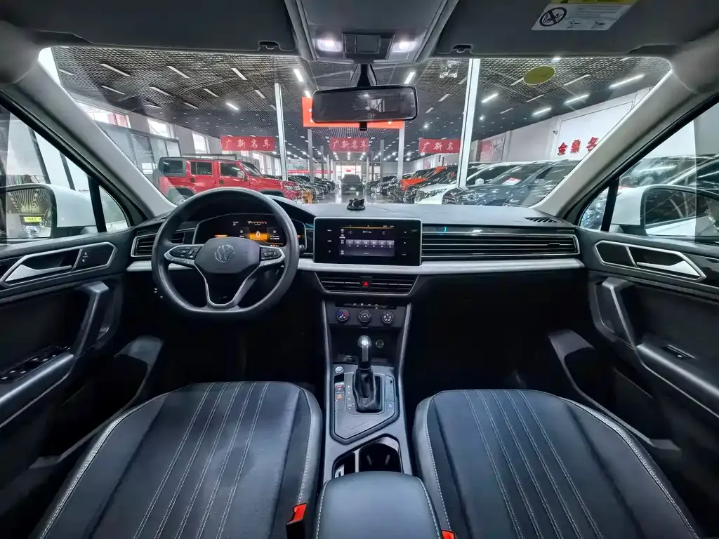Volkswagen Tiguan L 2022 из CN, фото 9