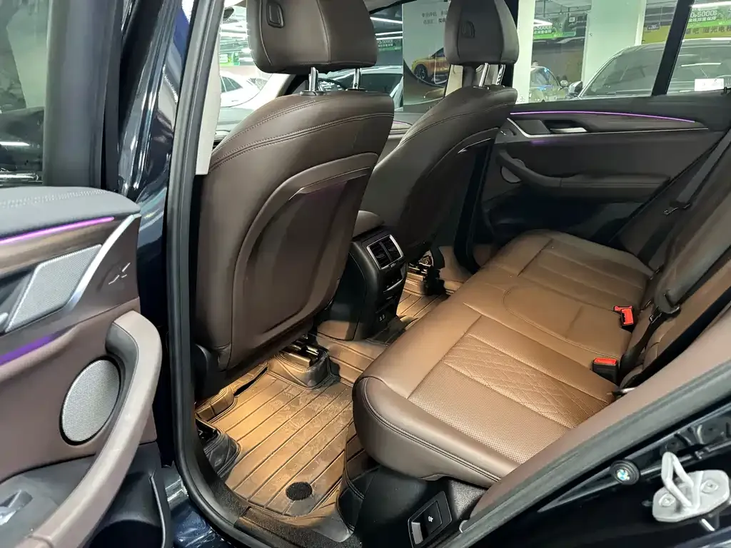 BMW X3 2023 из CN, фото 2