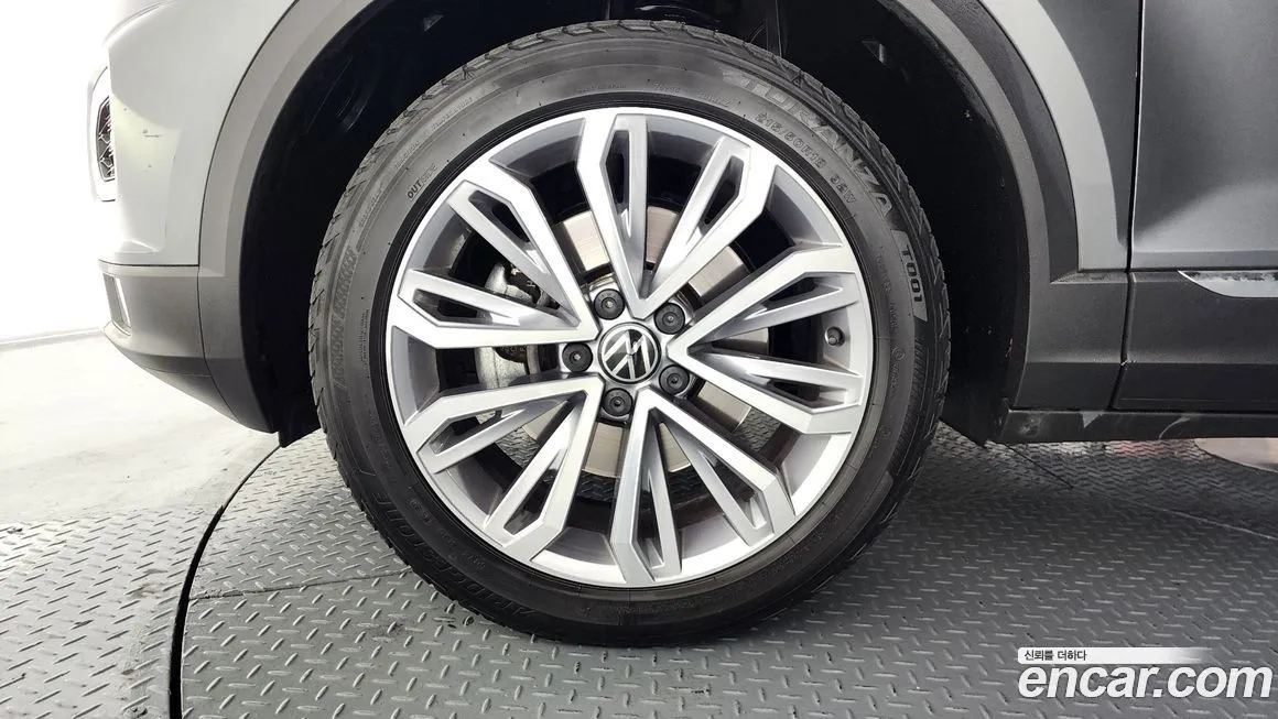 Volkswagen T-Roc 2021 из KR, фото 7
