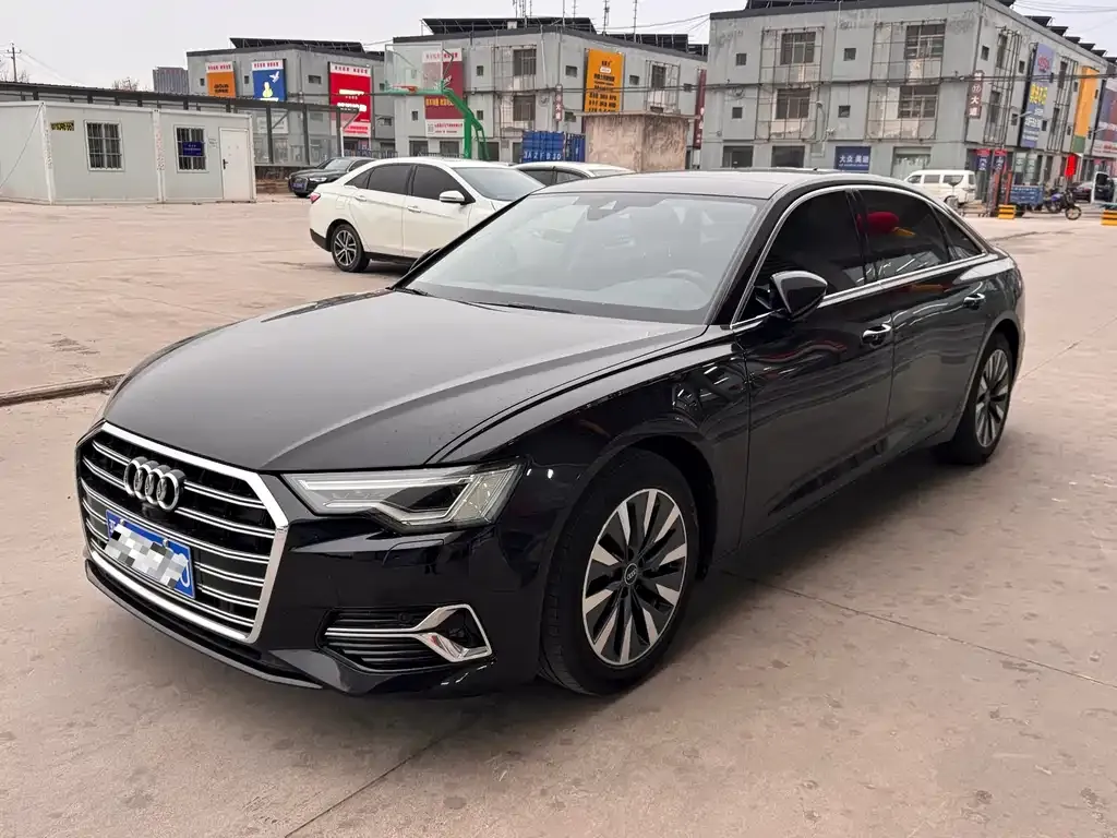 Audi A6L 2023 из CN, фото 1