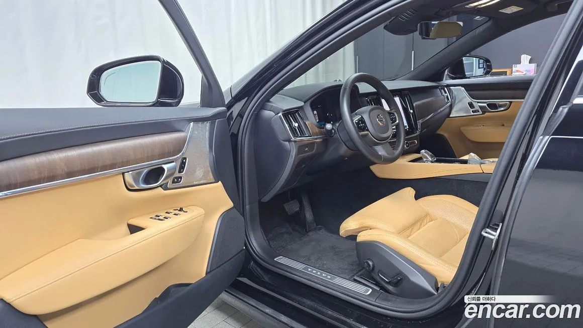 Volvo S90 2023 из KR, фото 9