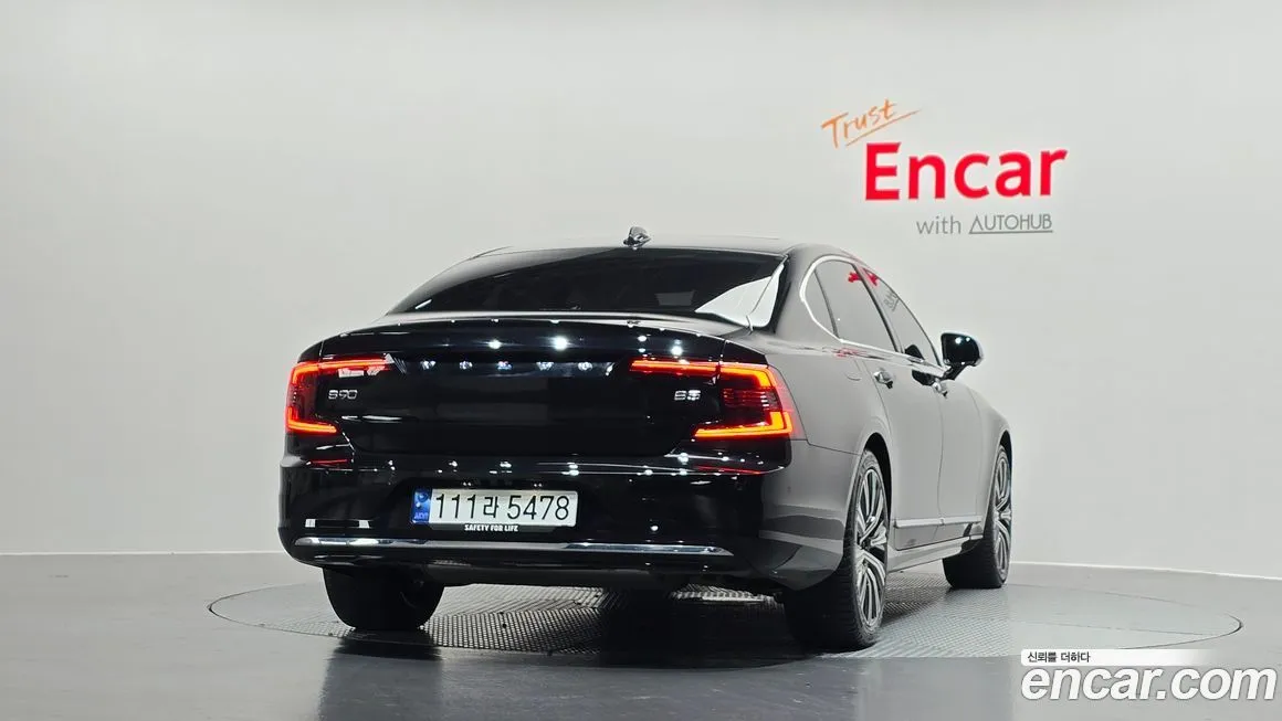 Volvo S90 2023 из KR, фото 5