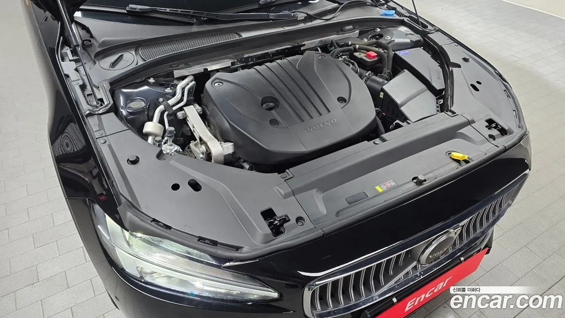 Volvo S90 2023 из KR, фото 8