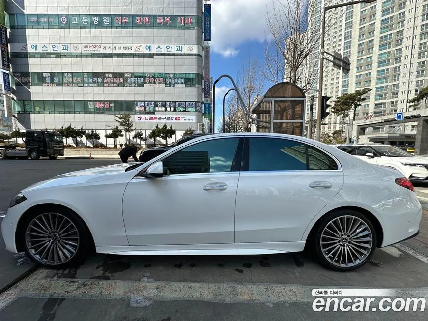 Mercedes-Benz C-Class 2023 из KR, фото 4