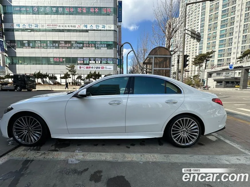 Mercedes-Benz C-Class 2023 из KR, фото 8