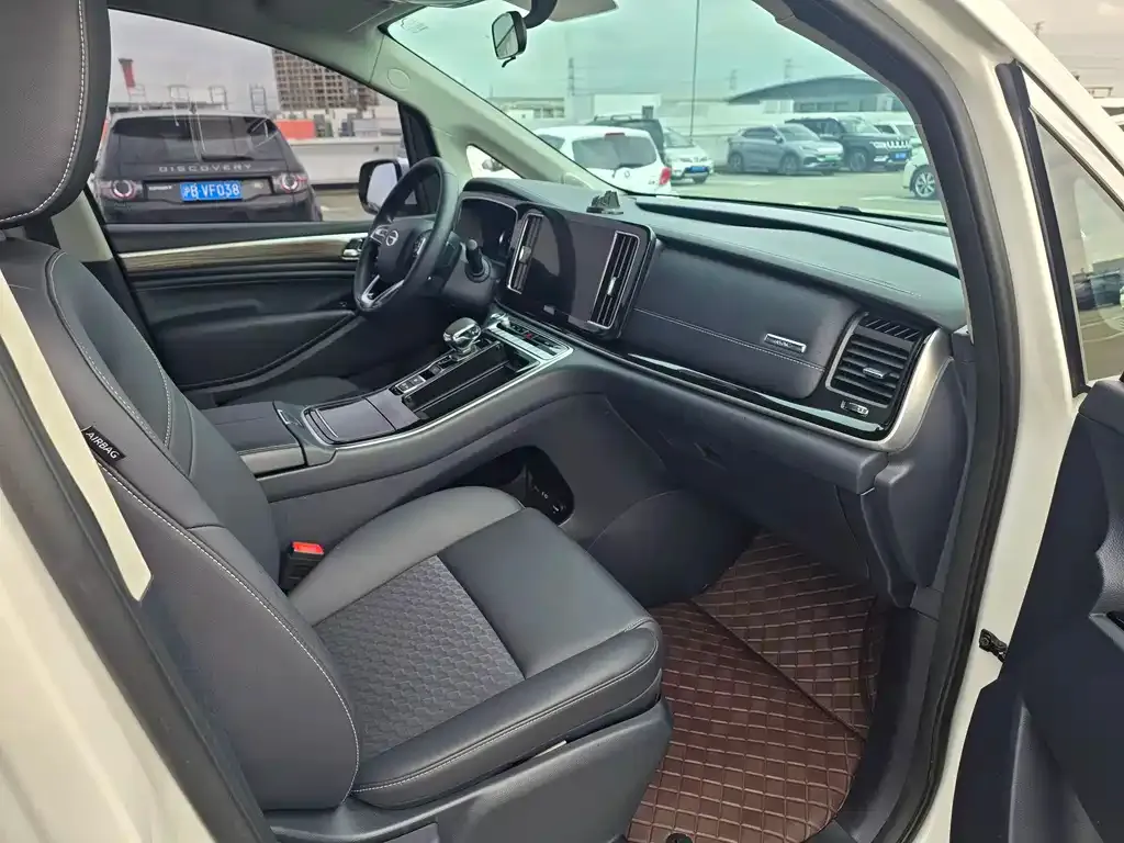 GAC Motor Trumpchi M8 — фото 2