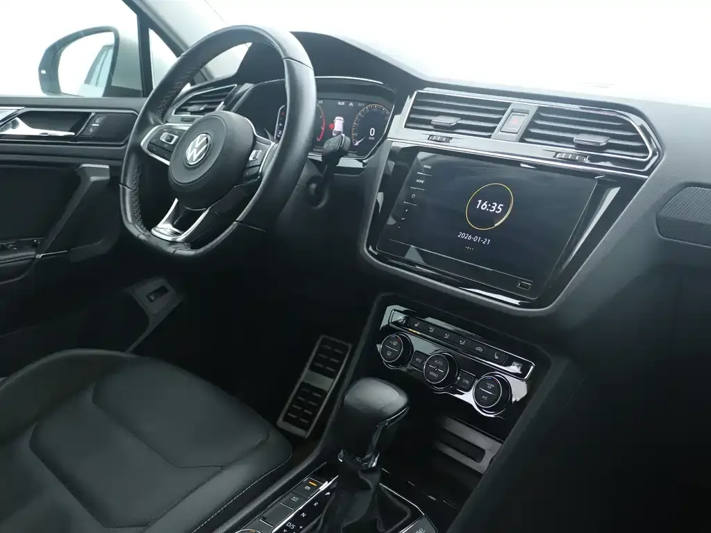 Volkswagen Tiguan L 2021 из CN, фото 7