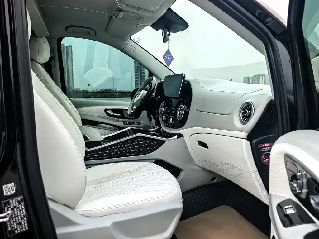 Mercedes-Benz Vito 2023 из CN, фото 9
