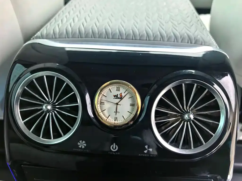 Mercedes-Benz Vito 2023 из CN, фото 7
