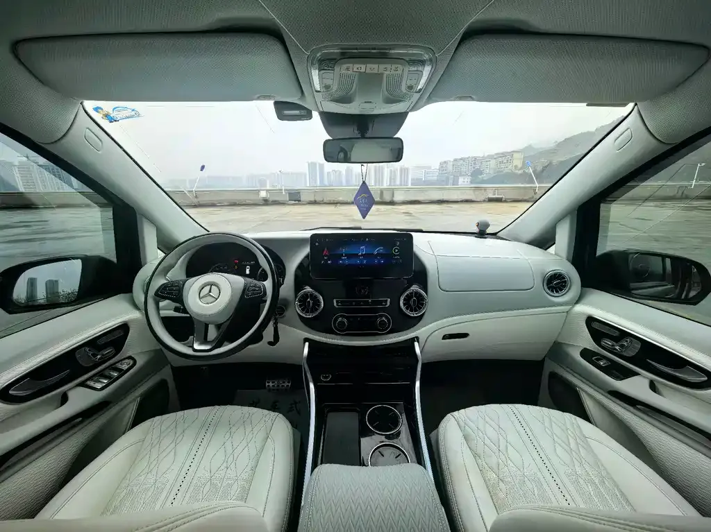 Mercedes-Benz Vito 2023 из CN, фото 8