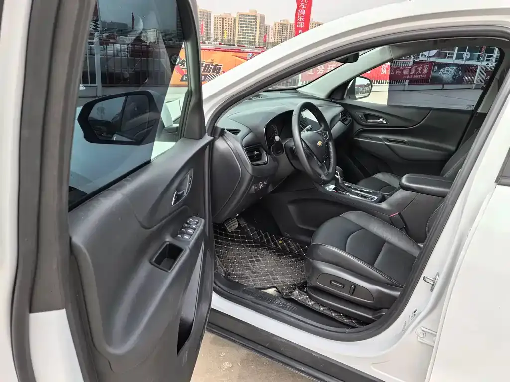 Chevrolet Equinox 2022 из CN, фото 7