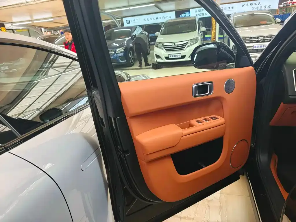 Li Auto Li L8 2025 из CN, фото 3