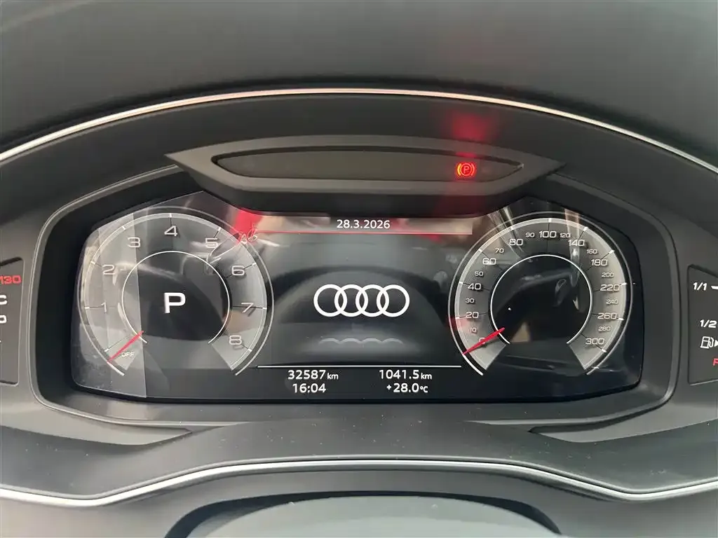 Audi A7L — фото 2