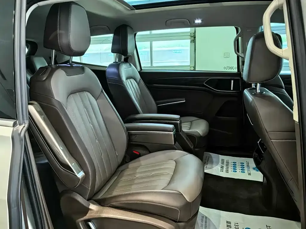 Volkswagen Viloran 2023 из CN, фото 5