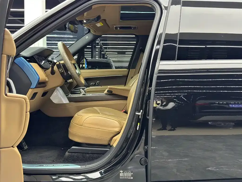 Land Rover Range Rover 2025 из CN, фото 3