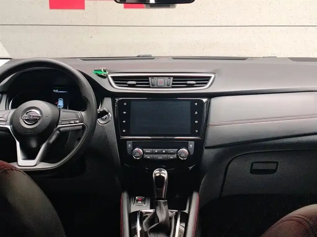 Nissan Qashqai 2022 из CN, фото 2