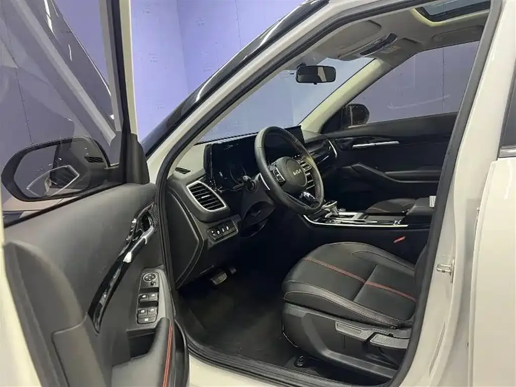 Kia KX3 — фото 3