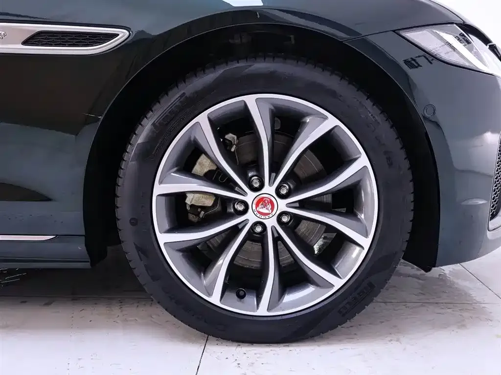 Jaguar XFL 2024 из CN, фото 4