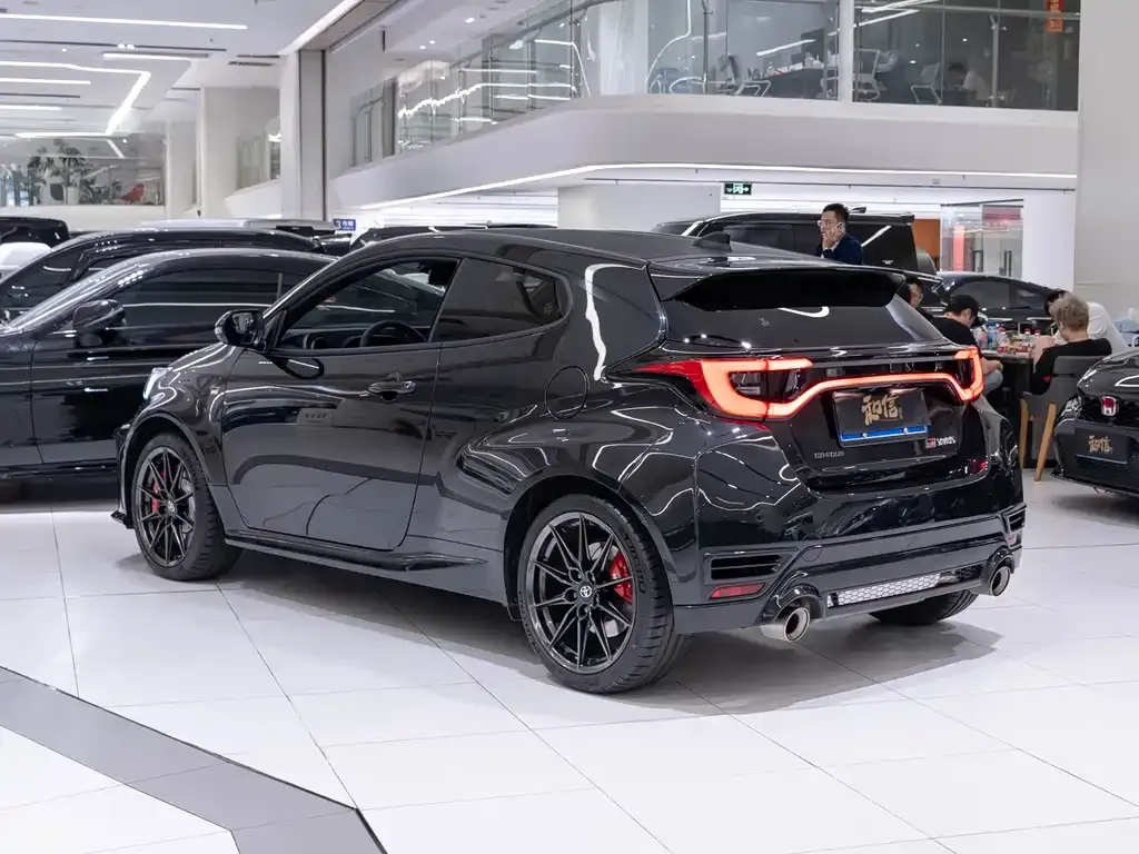 Toyota GR YARIS 2026 из CN, фото 10