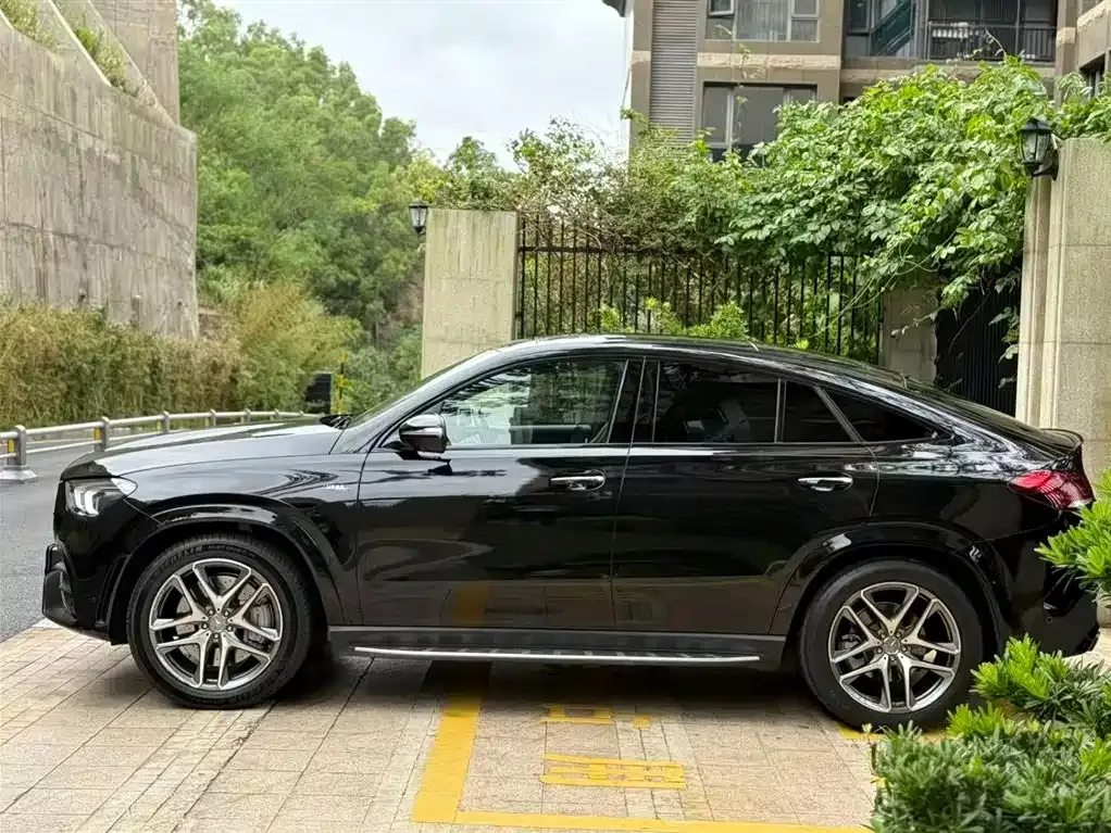 Mercedes-Benz GLE AMG — фото 10