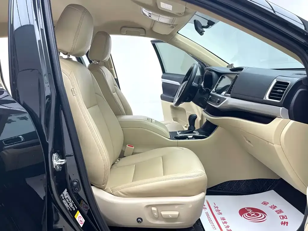 Toyota Highlander 2021 из CN, фото 5