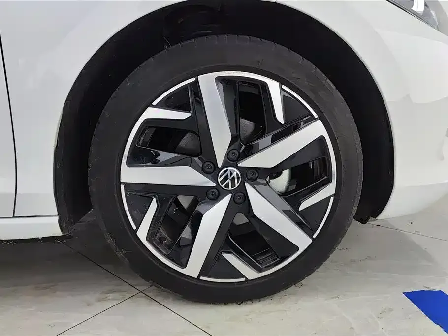 Volkswagen Lamando 2024 из CN, фото 10