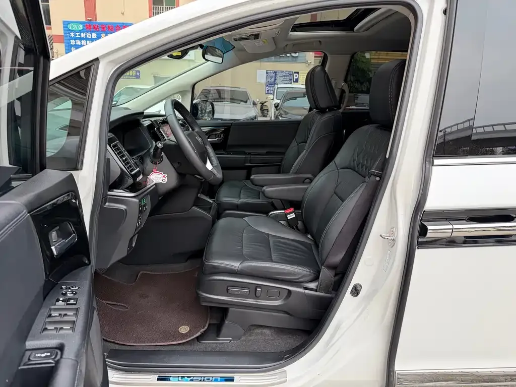 Honda Elysion 2021 из CN, фото 8