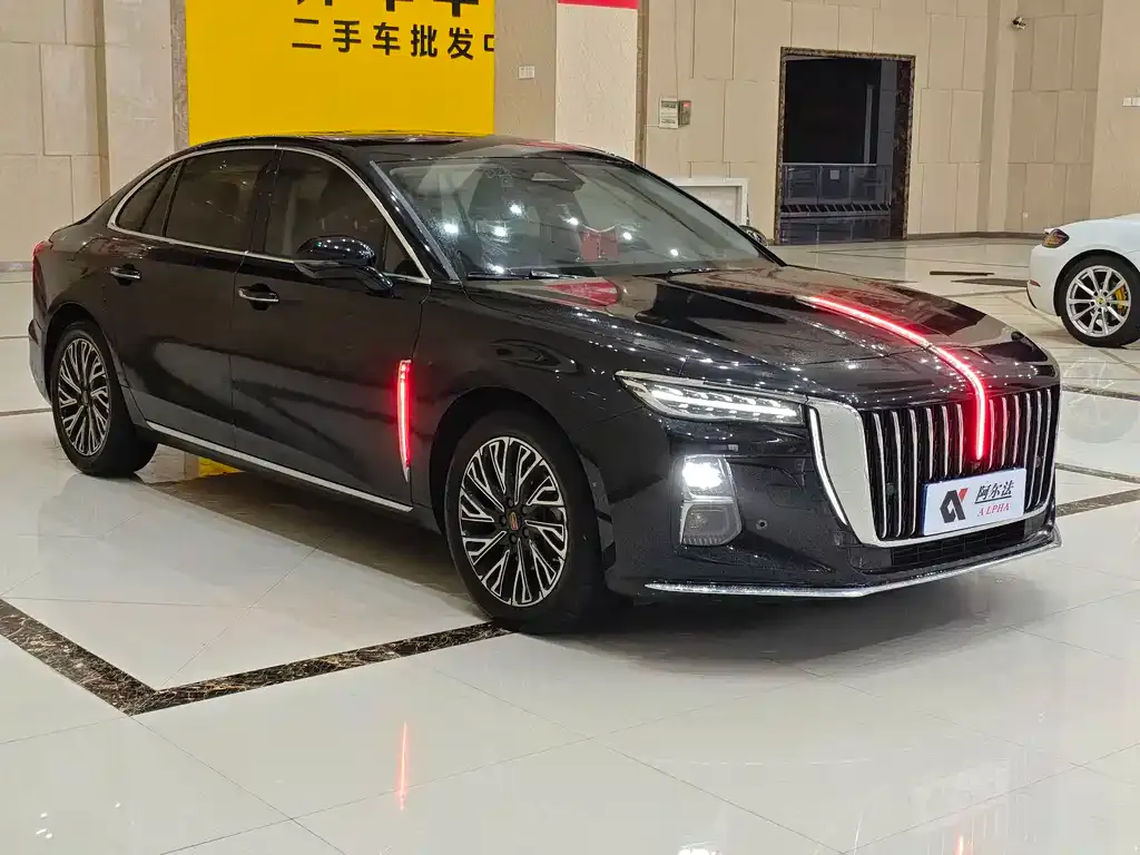 Hongqi H5 — фото 9