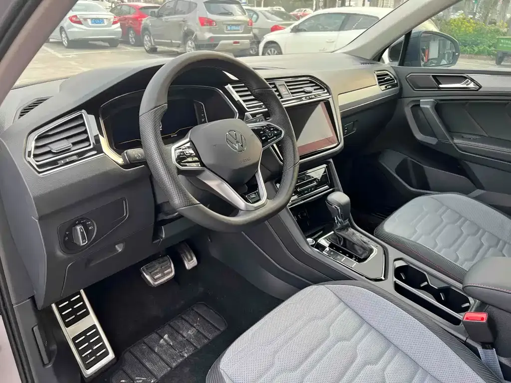 Volkswagen Tiguan X 2021 из CN, фото 5